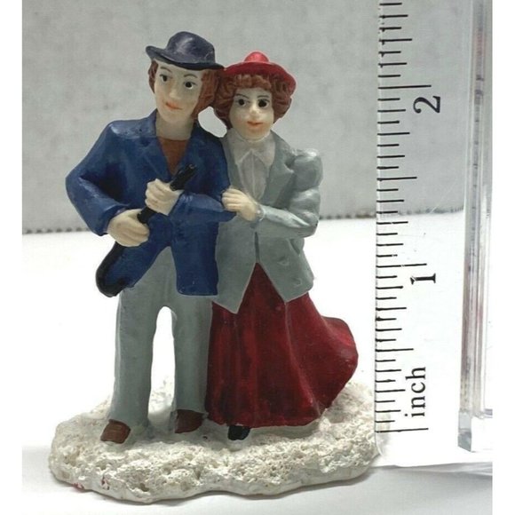 Vintage Christmas Village Date Night Stroll Couple Hand Painted - Picture 3 of 7